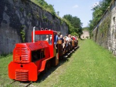 800px-Trainfortvilley-le-sec.jpg