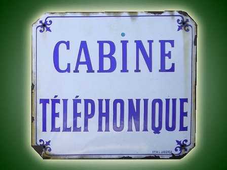Plaque_Cabine_Telephonique.jpg